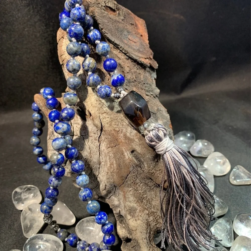 Handmade Silk Thread Knotted Lapis Lazuli Mala 108 / Yoga Meditation Necklace - Picture 4 of 8